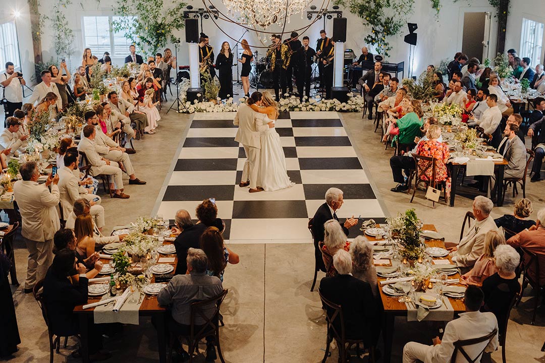 Fleetwood Farm Winery, a barn wedding venue in Leesburg, VA