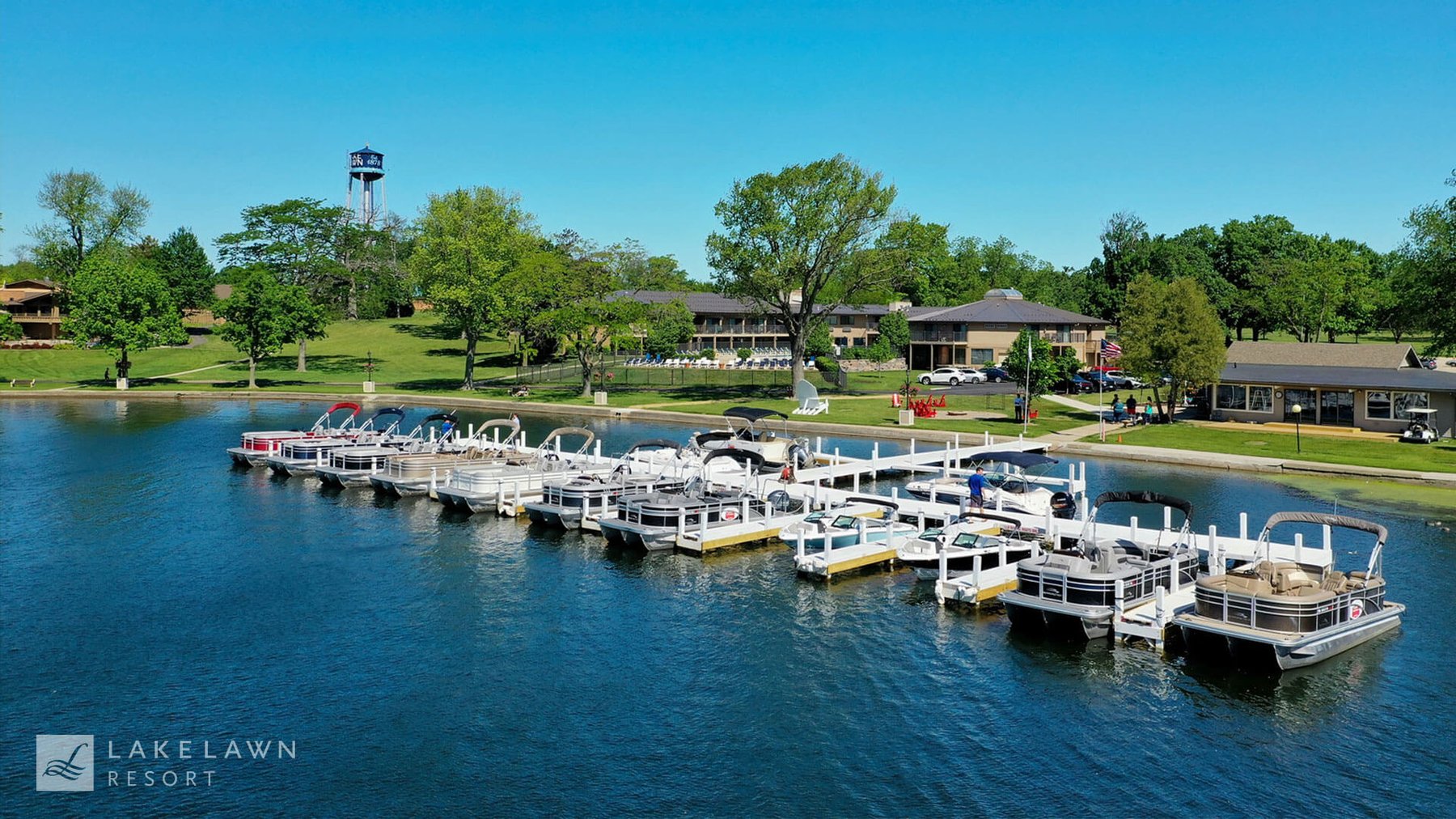 Lake Lawn Resort, a lake wedding venue in Delavan, Wisconsin