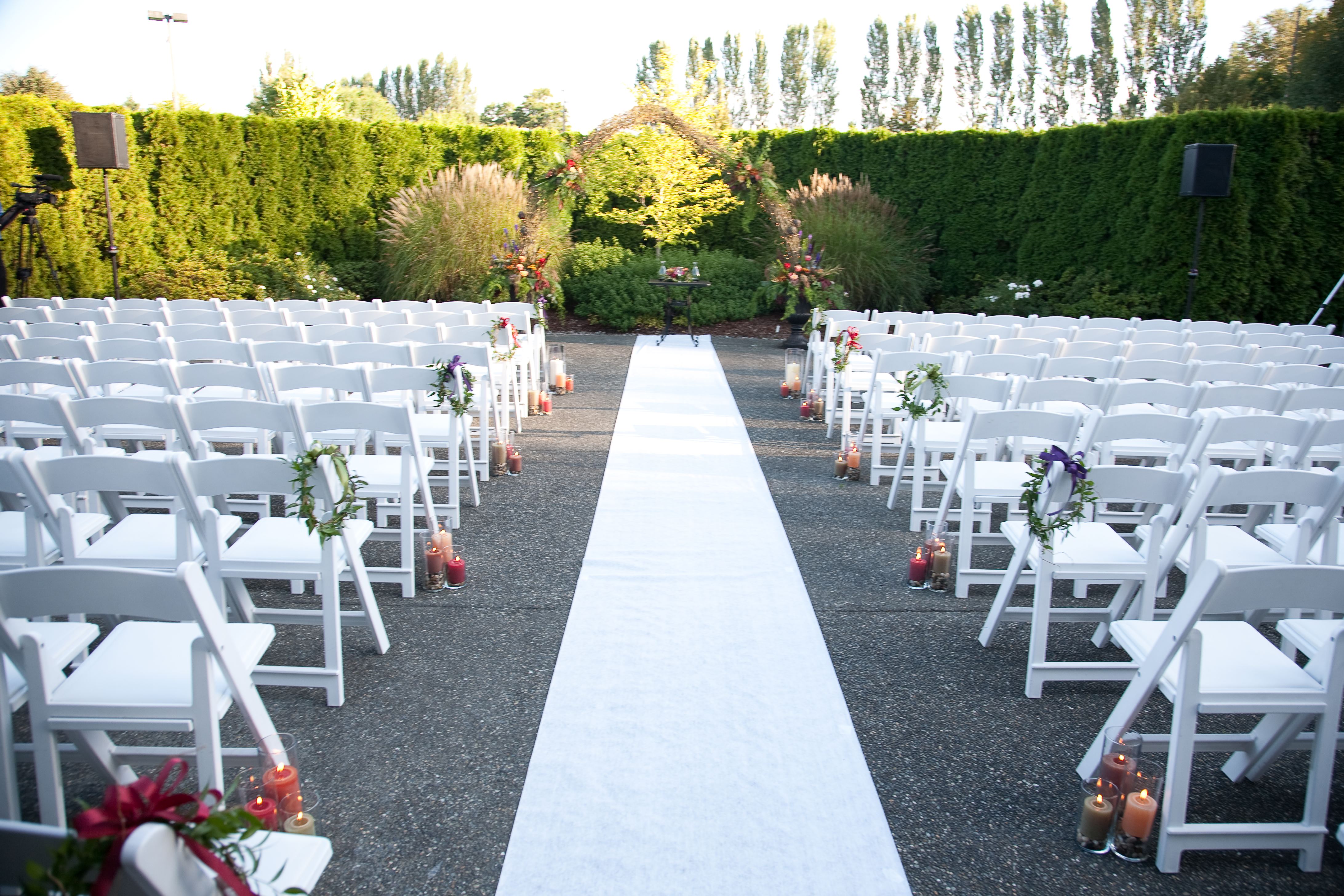Columbia Winery, a barn wedding venue in Woodinville, WA