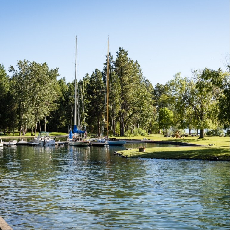 Flathead Lake Lodge, a lake wedding venue in Bigfork, Montana