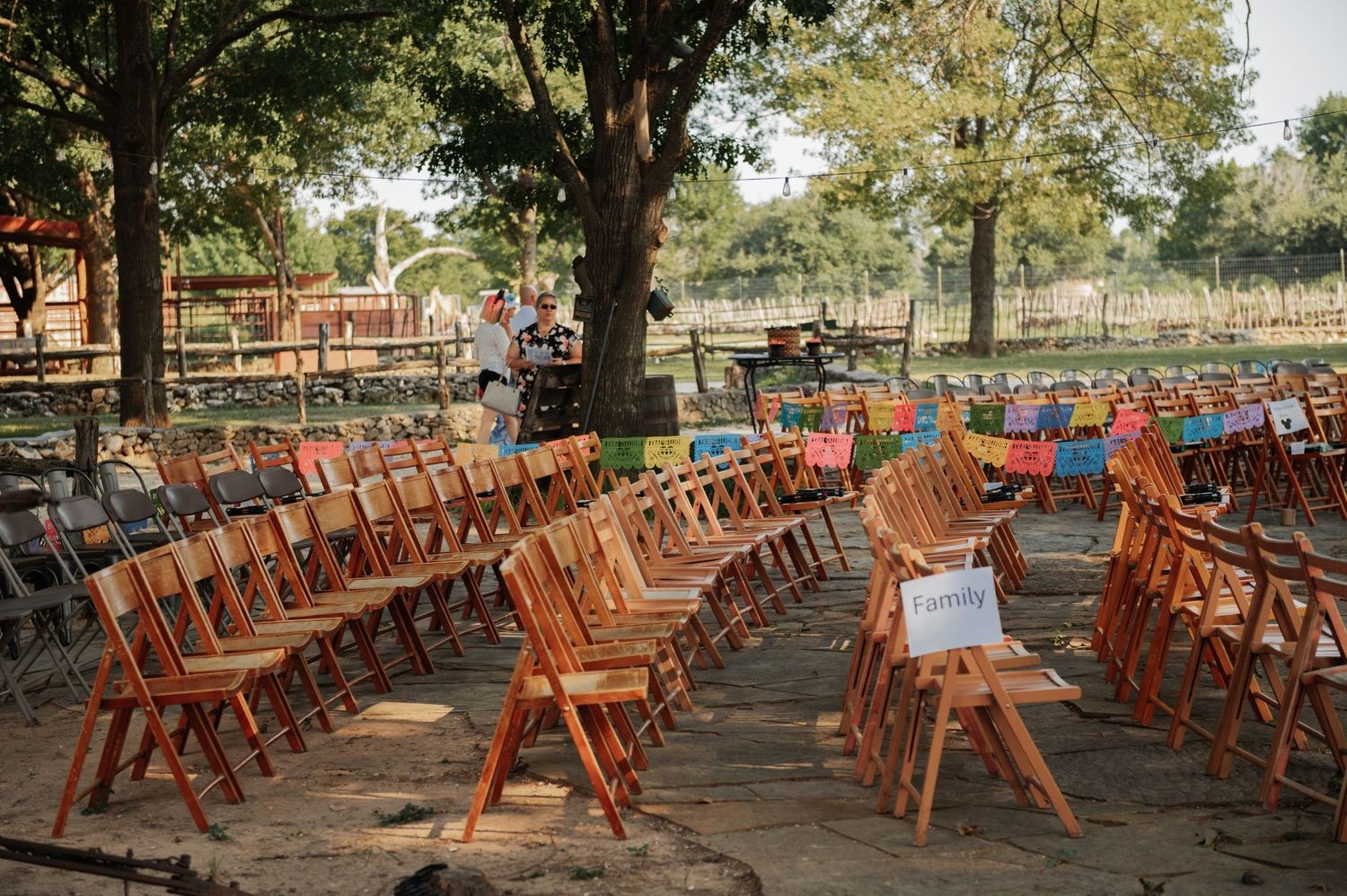 Moon River Ranch, a documented wedding with star wars details in Satin, Texas