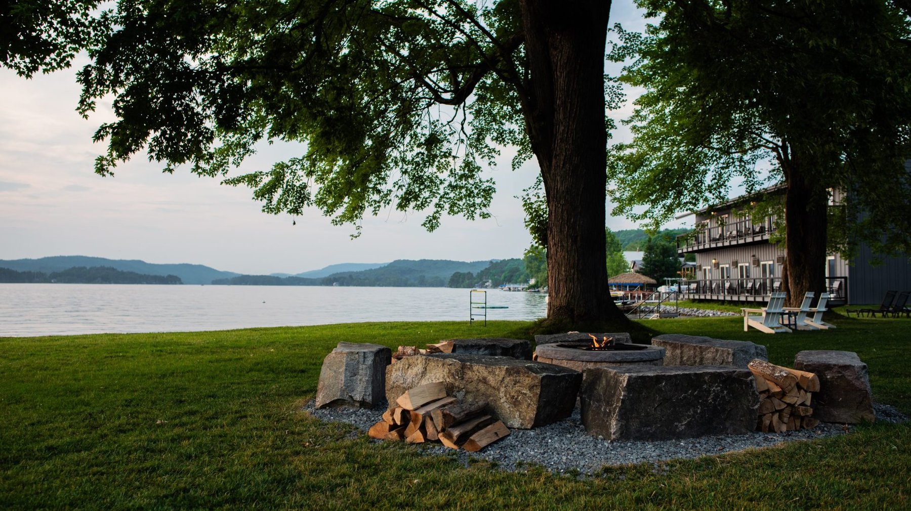 Lake Bomoseen Lodge, a lake wedding venue in Castleton, Vermont