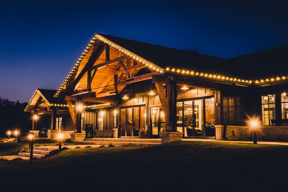 7 Vines Vineyard, a barn wedding venue in Dellwood, MN