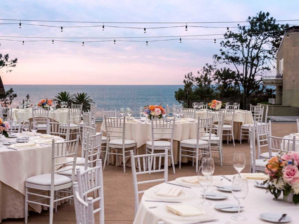 L'Auberge Del Mar, a beach wedding venue in Del Mar, California
