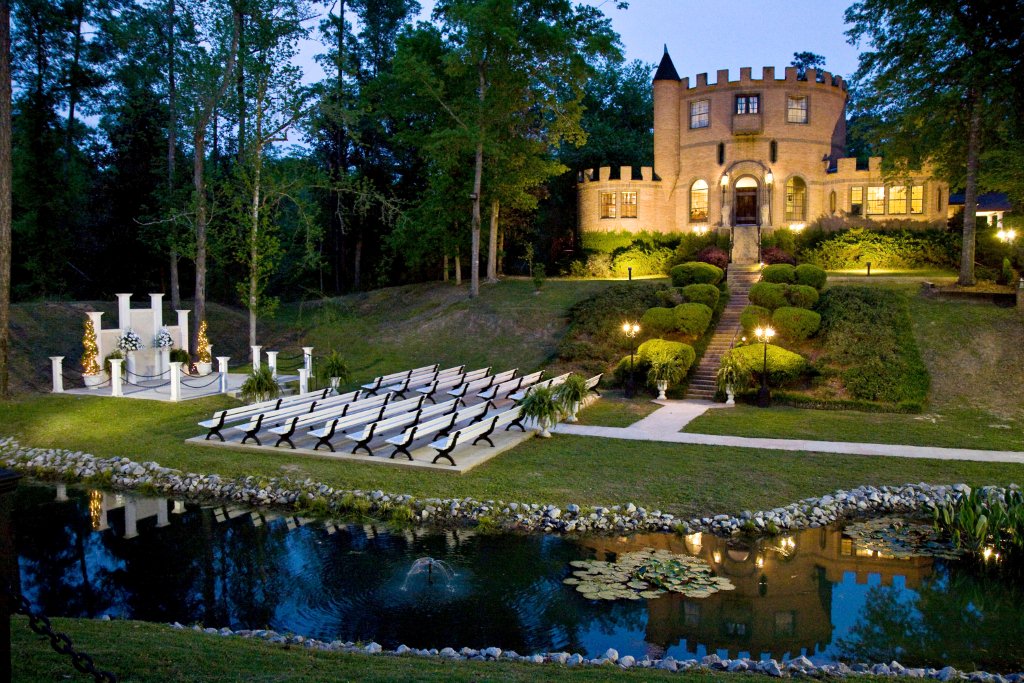 Louisiana Castle, a barn wedding venue in Franklinton, LA