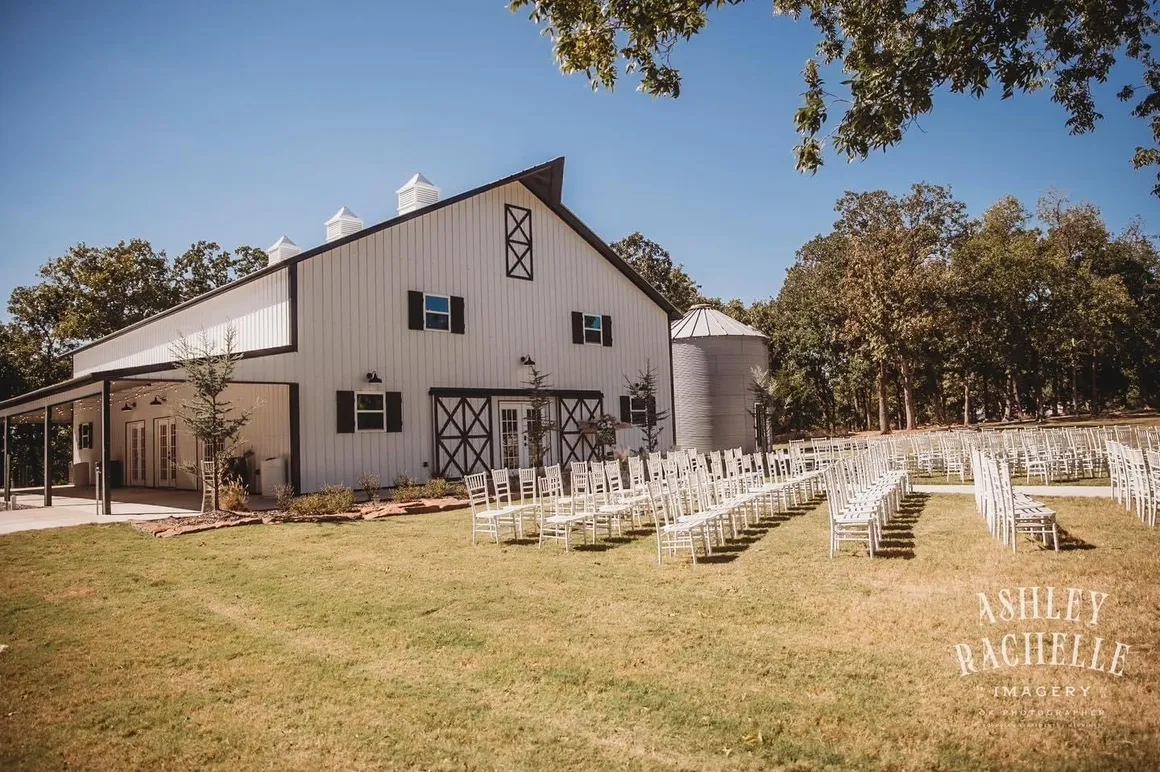 Gray House Barn, a barn wedding venue in Reedsburg, Wisconsin